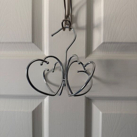 Heart Clothes Hanger Metal Belt Accessories Display Rack Home Decor - Picture 1 of 5